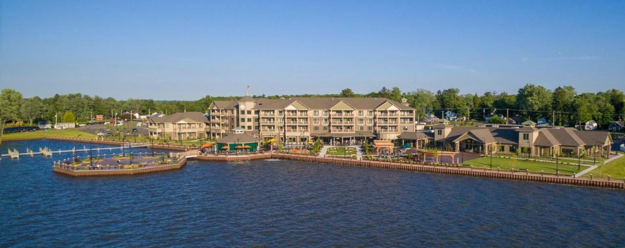 Chautauqua Harbor Hotel - Jamestown Celoron Exteriör bild